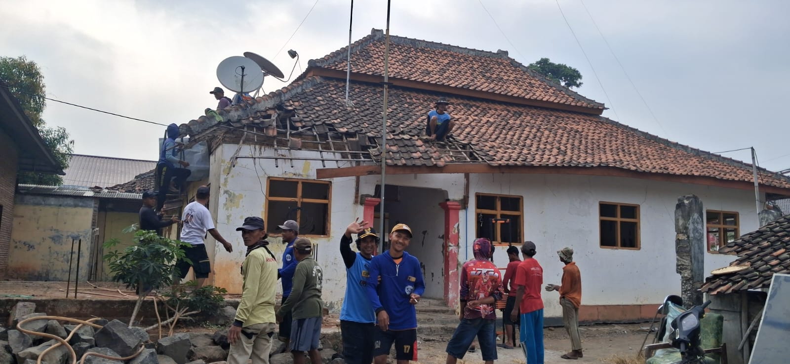 Perobohan Balai Desa Beduyut
